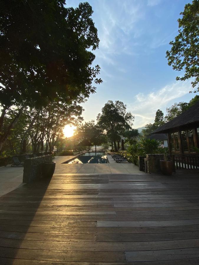 Saujana Private Villas ダタイ湾 エクステリア 写真