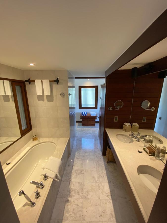 Saujana Private Villas ダタイ湾 エクステリア 写真