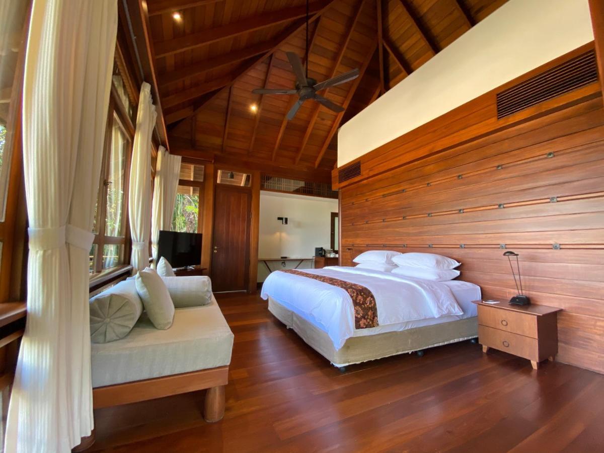 Saujana Private Villas ダタイ湾 エクステリア 写真